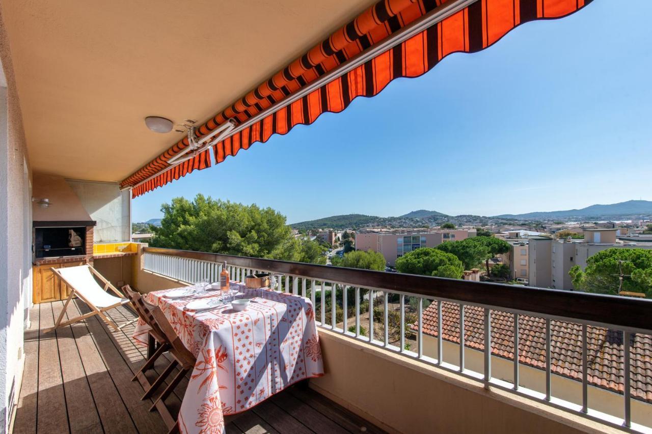 Le Cadet - Vue Panoramique Ville Et Baie De Sanary Sur Mer, Parking & Terrasse - 2 A 4 Pers Exterior photo